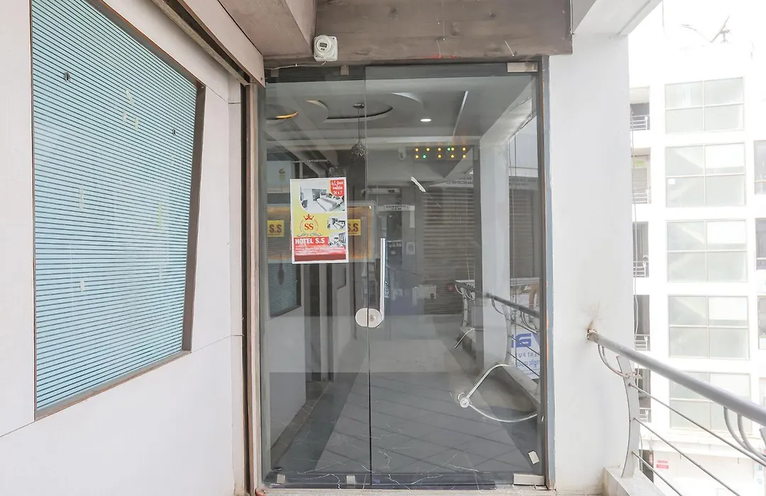 Fabhotel Ss - Opp Vishwakarma Engineering College-1